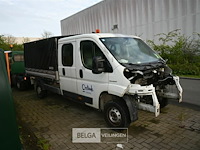 Peugeot boxer lichte vrachtwagen zonder motor