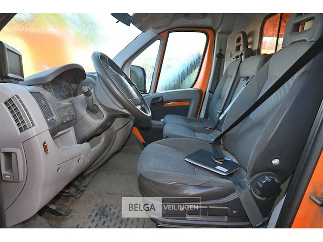 Peugeot boxer lichte vrachtwagen - afbeelding 20 van  22