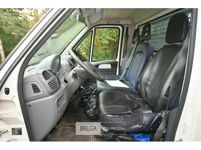 Peugeot boxer lichte vrachtwagen - afbeelding 15 van  19