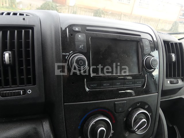 Peugeot boxer multicab busje - afbeelding 37 van  39