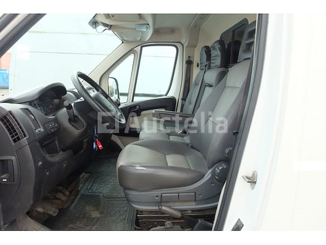 Peugeot boxer utility bus - afbeelding 17 van  38