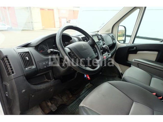 Peugeot boxer utility bus - afbeelding 24 van  38