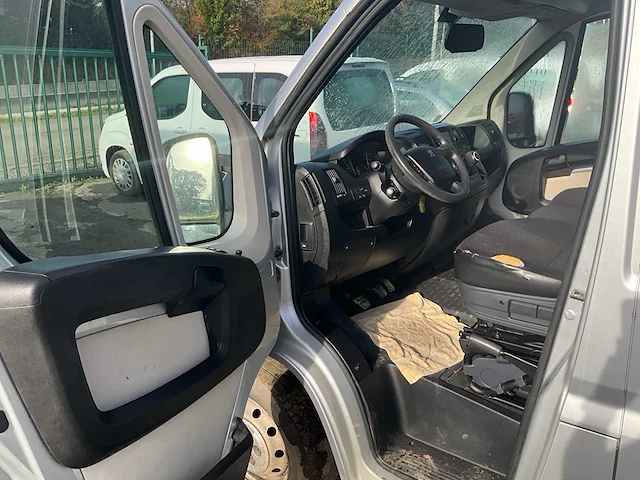 Peugeot boxer van - afbeelding 15 van  36