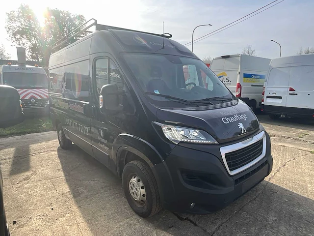 Peugeot boxer van - afbeelding 18 van  28
