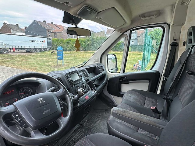 Peugeot boxer van - afbeelding 24 van  24