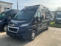 Peugeot boxer van