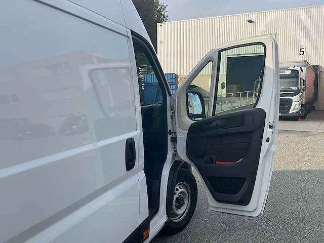 Peugeot boxer - afbeelding 28 van  51