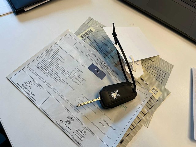 Peugeot expert bedrijfswagen - afbeelding 14 van  24