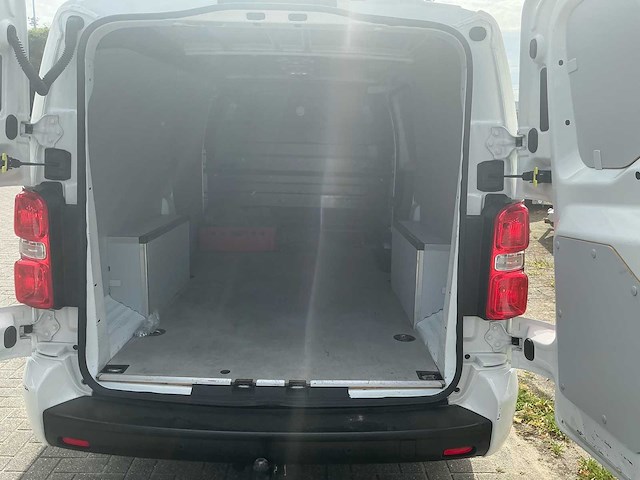 Peugeot expert lichte vracht 3 plaatsen bedrijfswagen - afbeelding 13 van  47