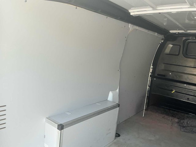 Peugeot expert lichte vracht 3 plaatsen bedrijfswagen - afbeelding 16 van  47