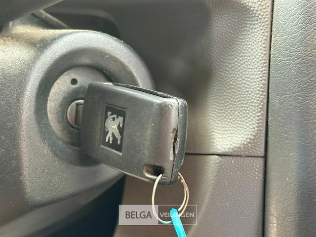 Peugeot expert lichte vrachtwagen - afbeelding 2 van  24