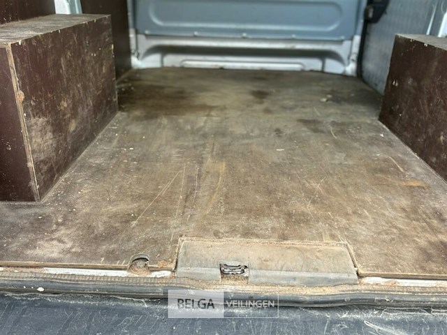 Peugeot expert lichte vrachtwagen - afbeelding 17 van  24