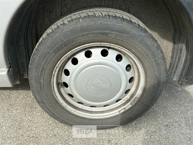 Peugeot expert lichte vrachtwagen - afbeelding 20 van  24