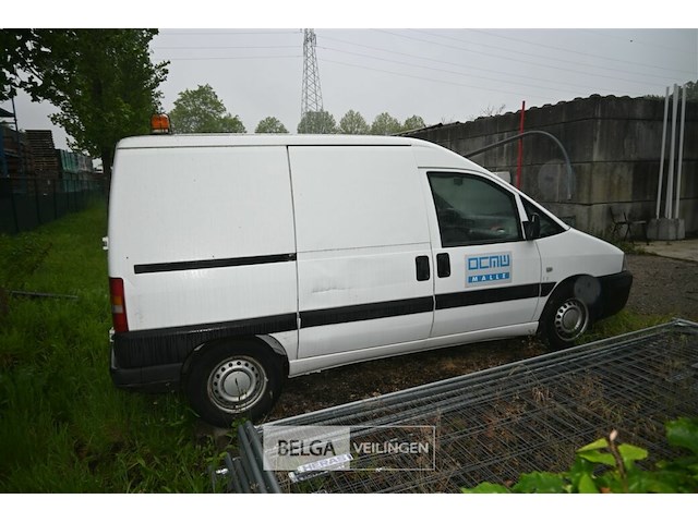Peugeot expert lichte vrachtwagen - afbeelding 8 van  21