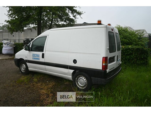 Peugeot expert lichte vrachtwagen - afbeelding 11 van  21