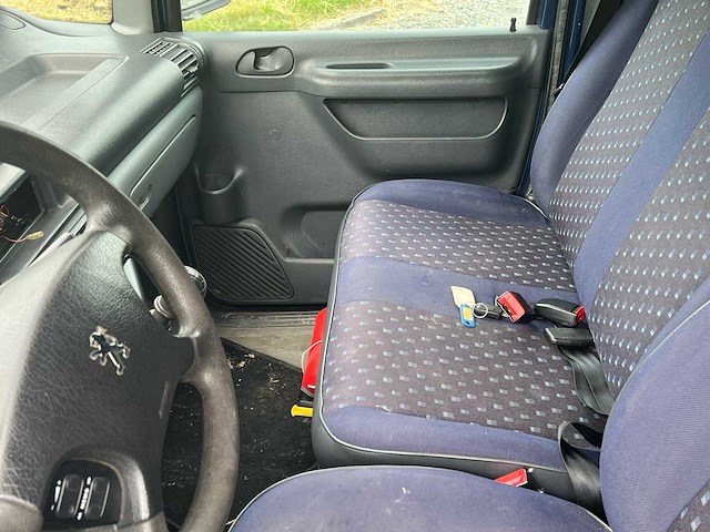 Peugeot expert - afbeelding 15 van  40