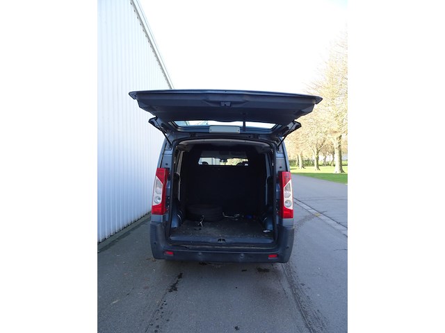 Peugeot expert - afbeelding 11 van  15