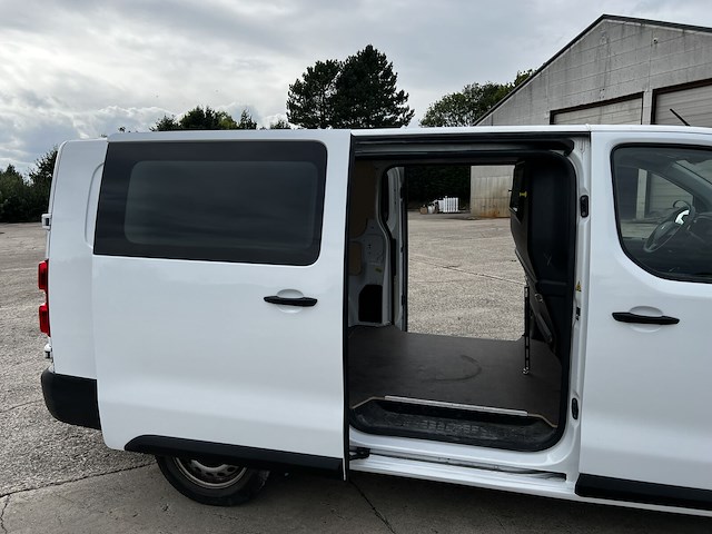 Peugeot expert - afbeelding 8 van  8
