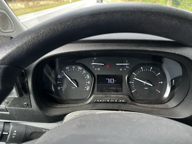 Peugeot expert - afbeelding 2 van  8