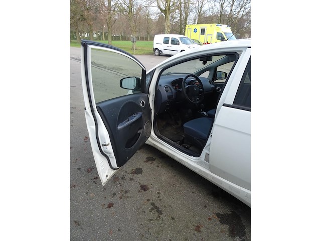 Peugeot ion - afbeelding 11 van  15