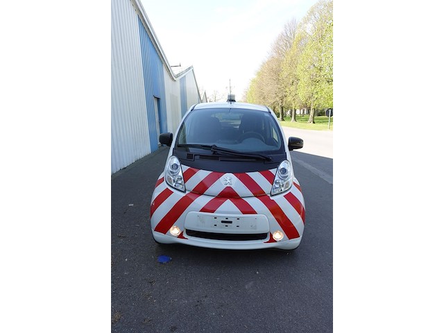 Peugeot ion - afbeelding 11 van  18
