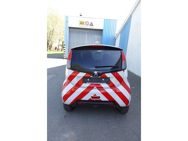 Peugeot ion - afbeelding 12 van  18