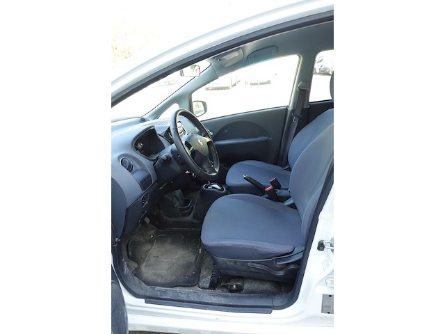 Peugeot ion - afbeelding 14 van  18