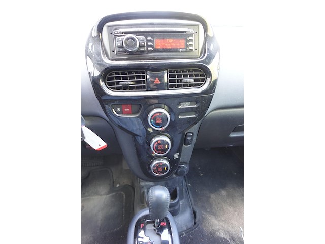 Peugeot ion - afbeelding 17 van  18