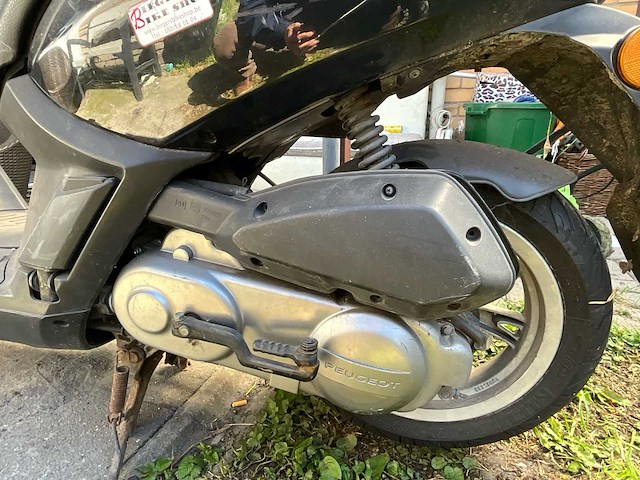 Peugeot kisbee scooter - afbeelding 6 van  9