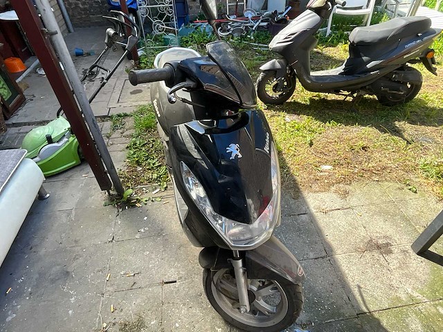 Peugeot kisbee scooter - afbeelding 2 van  7