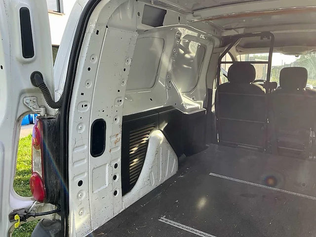 Peugeot long chassis partner bestelwagen - afbeelding 13 van  44