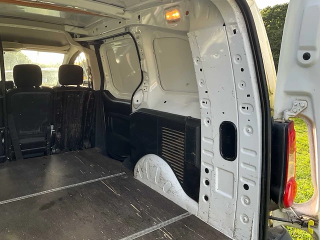 Peugeot long chassis partner bestelwagen - afbeelding 14 van  44