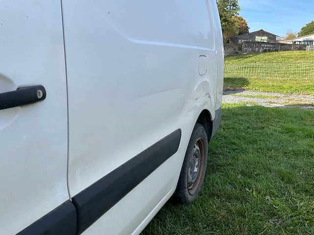 Peugeot long chassis partner bestelwagen - afbeelding 21 van  44