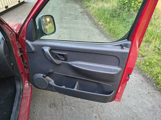 Peugeot partner - 2004 - afbeelding 4 van  11