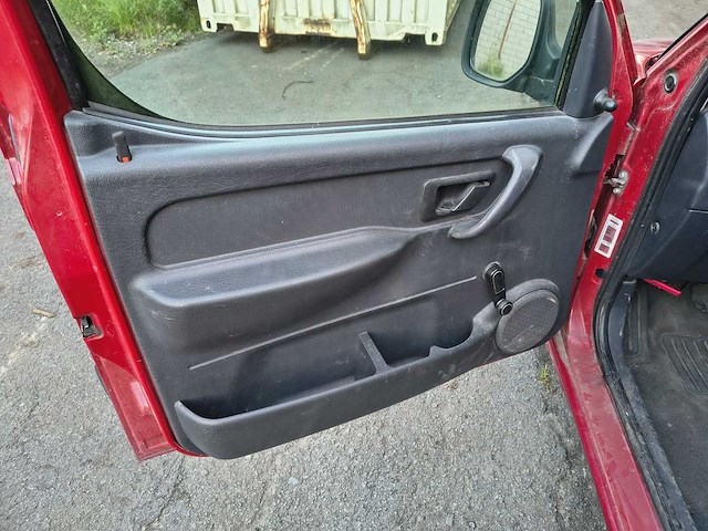 Peugeot partner - 2004 - afbeelding 2 van  19