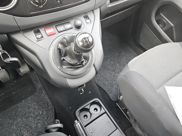 Peugeot partner, 2018 - afbeelding 15 van  40