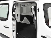 Peugeot partner 3zit lichte vracht - afbeelding 13 van  42