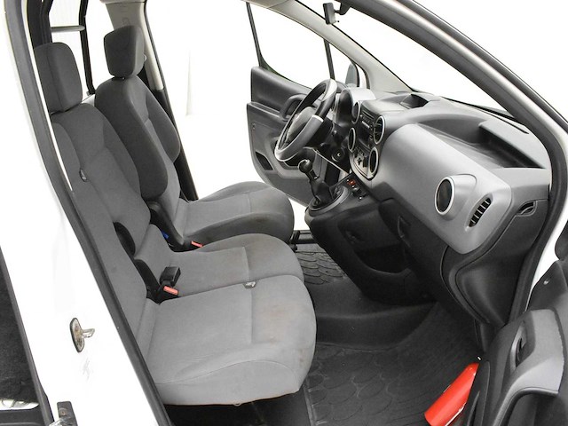 Peugeot partner 3zit lichte vracht - afbeelding 16 van  42
