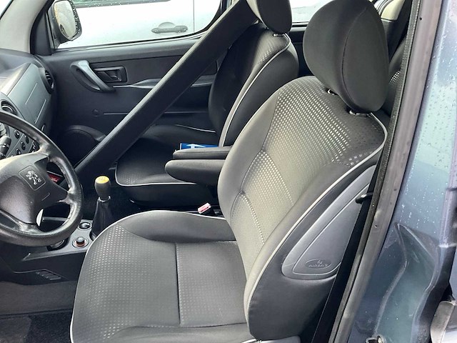 Peugeot partner bedrijfswagen - afbeelding 21 van  25