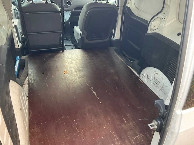 Peugeot partner bedrijfswagen - afbeelding 8 van  22
