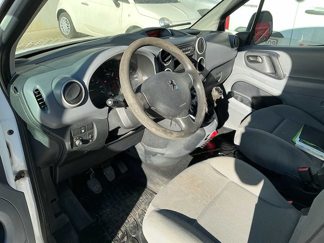 Peugeot partner bedrijfswagen - afbeelding 13 van  16