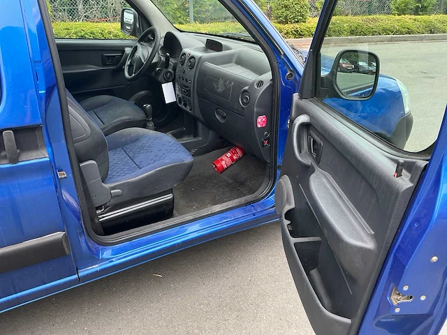 Peugeot partner bedrijfswagen - afbeelding 9 van  31