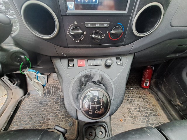 Peugeot partner ex. 1lue738 - afbeelding 20 van  23