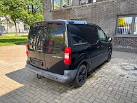 Peugeot partner lichte bedrijfswagen - afbeelding 28 van  32