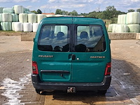 Peugeot partner lichte vracht 1.9 diesel - 175.598 km - trekhaak - ruime afgesloten laadruimte - afbeelding 12 van  17