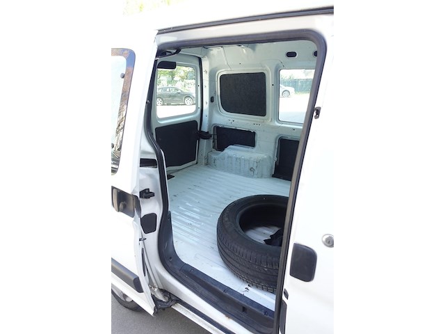 Peugeot partner lichtevracht - afbeelding 18 van  25