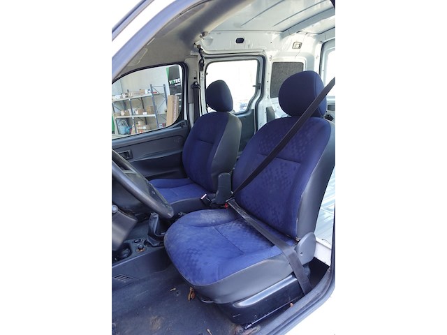 Peugeot partner lichtevracht - afbeelding 7 van  25