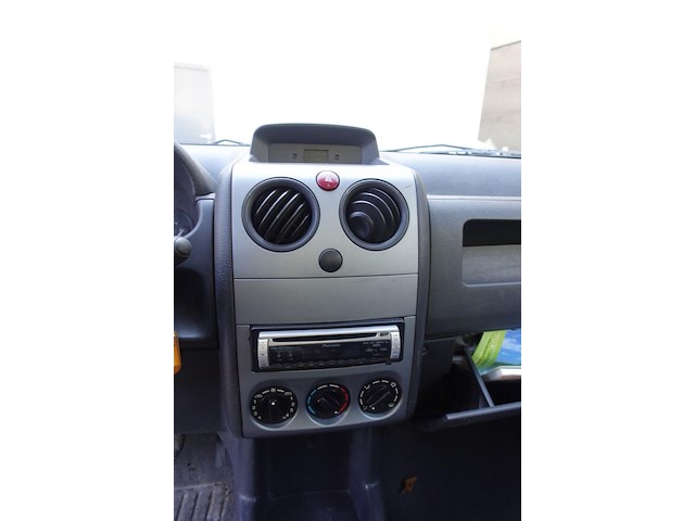 Peugeot partner lichtevracht - afbeelding 8 van  25