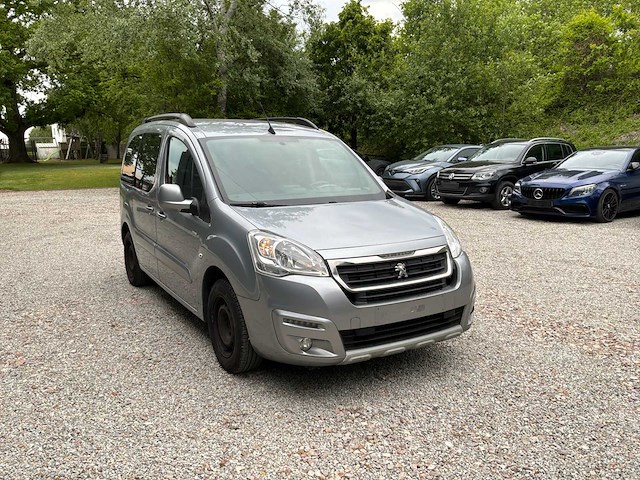 Peugeot-partner ludospace car - afbeelding 62 van  64