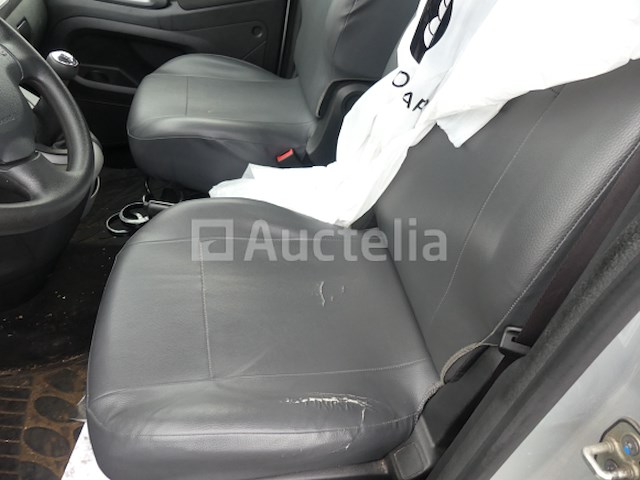 Peugeot partner stationwagen (2016-113,460 km) - afbeelding 11 van  25